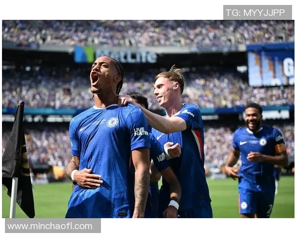 大巴黎球星谁踢的足球背后的故事与成长历程 大巴黎球星谁踢的足球背后的故事与成长历程