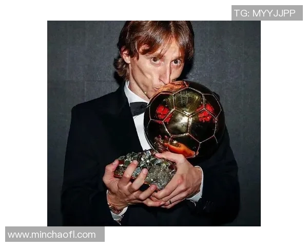 90年代足球巨星排行榜:回顾那些改变历史的足球传奇人物 90年代足球巨星排行榜:回顾那些改变历史的足球传奇人物